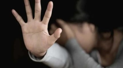 Сестер, подвергшихся насилию со стороны отца, взяли под защиту полиции Алматинской области