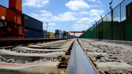 Сенат төрағасының орынбасары инвестициялық келісімшарттарды сынға алды