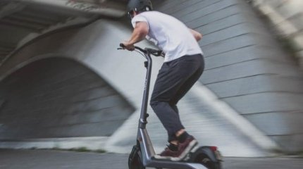 Создать инфраструктуру для электросамокатов в городах Казахстана предлагают депутаты