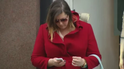 Қалта телефоны адам санынан екі есе асып түседі