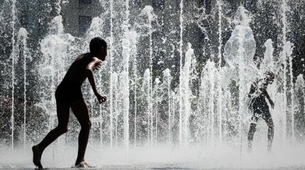 Лето в Казахстане начнётся с жары в 43 градуса