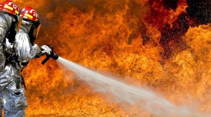 Оқ-дәрі қоймалары отқа оранған Ресей өңірінде ТЖ режимі енгізілді