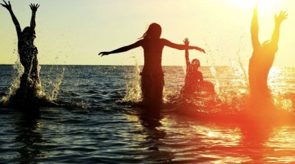 Львы, расслабьтесь на воде; Козероги, прислушайтесь к внутреннему голосу: советы звёзд на 10 июня