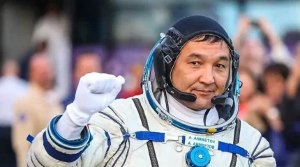 Ғарышкер Айдын Айымбетов TikTok-та Жерді тегіс дегендерге жауап берді