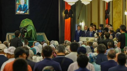 Алматылықтар Бердібек Сапарбаевты ақтық сапарға шығарып салды