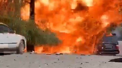 Джип взорвался на границе с Кыргызстаном