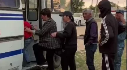 Бұлақтан 80-ге жуық адам көшірілді