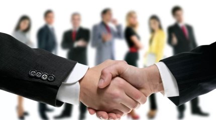 У Рыб удачные покупки, у Тельцов сложные переговоры: что сулят звезды в среду