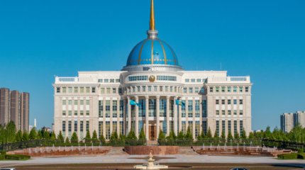 Мемлекет басшысы Димаш Құдайбергеннің атасының қайтыс болуына байланысты көңіл айтты