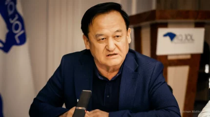 Құлдық санадағы шенеуніктерден қашан құтыламыз? – Депутат Ахметов басқаратын өңірдегі қазақ мектептері туралы