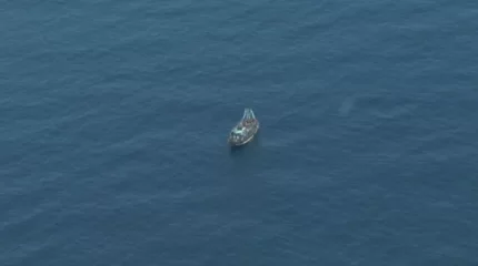 Грекия маңында мигранттар мінген кеме суға кетті