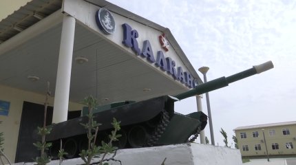 «Мечтал догнать брата и не подвести папу»: актауский танкист рассказал о службе в армии