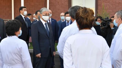 Тоқаев медицина қызметкерлерін кәсіби мерекемен құттықтады