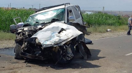 Талдықорған маңында жол апатынан екі адам қаза тапты