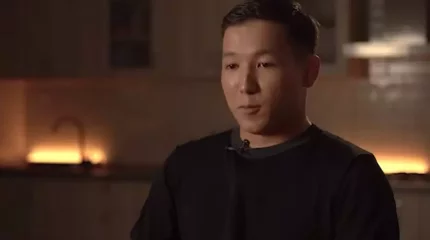 "Қандай болса да әкем". Ақбота Керімбекованың ұлы алғаш рет ата-анасы туралы сыр ақтарды