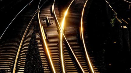 Үндістанда қос пойыздың соқтығысуы салдарынан опат болғандар саны 70-ке жетті