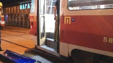 Водитель трамвая насмерть сбил павлодарца и скрылся