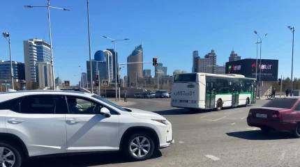 Астана әкімі автобустарды ұзақ күту мәселесін қалай шешетінін айтты