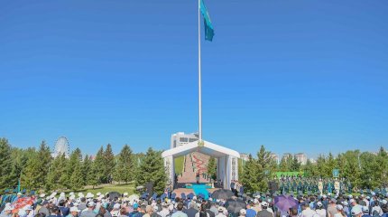 Президент Қасым-Жомарт Тоқаев Ту көтеру рәсіміне қатысты