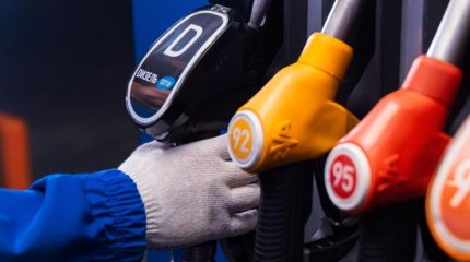 Чтобы не украли: льготное дизтопливо раскрасят в разные цвета