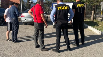 Мужчина полгода вымогал деньги у жителя Костаная