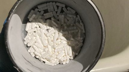 Марихуану, грибы и психотропные таблетки изъяли у молодого костанайца