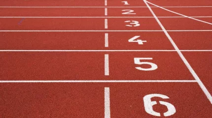 Алғаш рет 100 метрді он секундтан аз уақытта жүгірген Олимпиада чемпионы көз жұмды