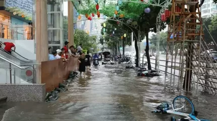 Хайнаньда нөсер жауынға байланысты ең жоғары қауіп деңгейі жарияланды