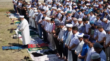 Павлодарлықтар аптап ыстықта тасаттық беріп, құрбан шалды