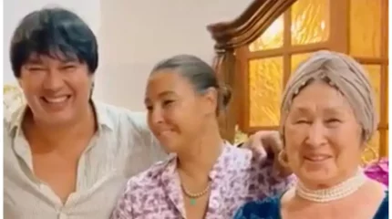 "Әрең келісті": әнші Бүркіт 80-нен асқан ата-анасын қолына көшіріп алды