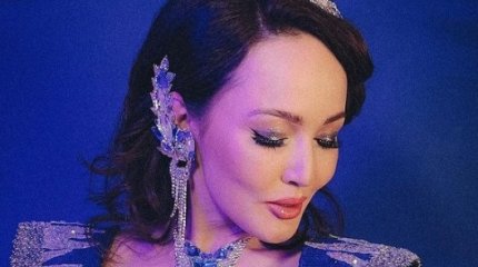"То догола раздевалась, теперь вся закрылась": купальник певицы Камшат Жолдыбаевой обсуждает казнет
