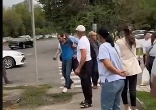 Алматинца пырнули ножом в автобусе