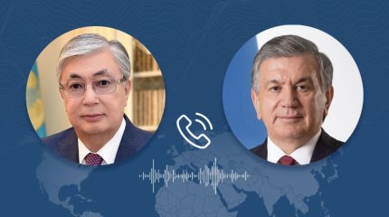 Токаев поздравил Мирзиёева с победой на выборах
