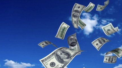 Денежный шлейф из 5 миллионов тенге устроил по неосторожности молодожён