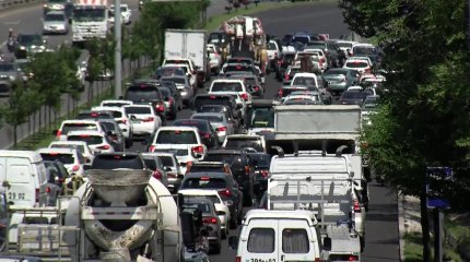 "Весь Алматы резко стал пешеходным": горожане возмущены подходом к ремонту улиц