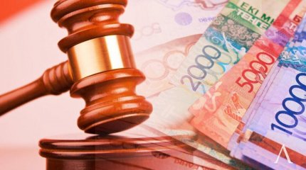 Токаев подписал закон о незаконно выведенных активах