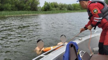 5 казахстанцев чуть не утонули на водоемах страны