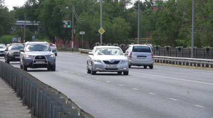Оралдық қария «УАЗ» көлігімен көше сыпырушыны басып өлтірді