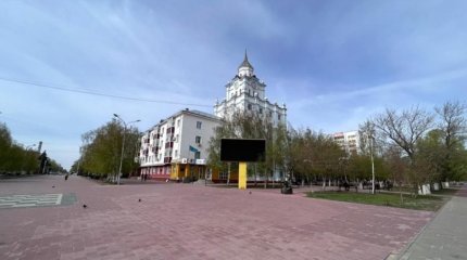 Знаменитый дом с часами затопило в Костанае: подрядчика обязали восстановить имущество жильцам