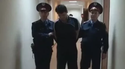 Әйелін тірідей өртеп, енді балаларынан кешірім сұрап жүр