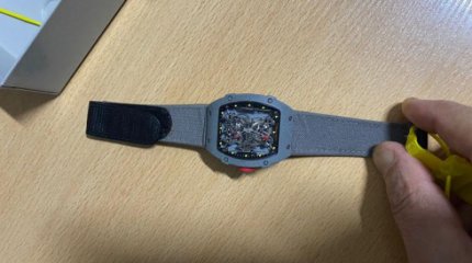 394 миллион теңгеге бағаланған швейцариялық сағатты сатып алушы табылды