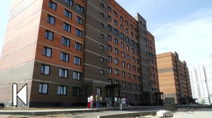 Қызылжарда мемлекеттік бағдарламамен салынған екі көпқабатты үй былтырдан бері тапсырылмай келеді