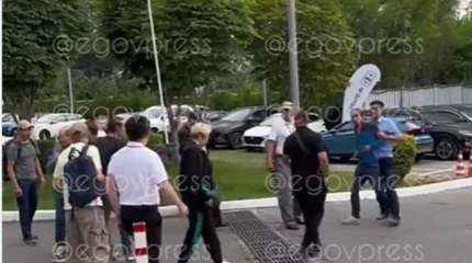 Алматыдағы автобустардың бірінде жолаушылар пышақтасты