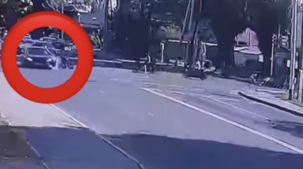 Свадебный кортеж сбил подростка на скутере в Талдыкоргане