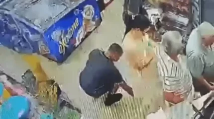 Семейде әйелдерді көйлегінің астынан суретке түсірген ер адам қамауға алынбақ