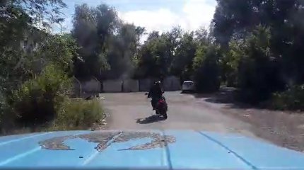 Пьяного мотоциклиста без прав задержали в Усть-Каменогорске