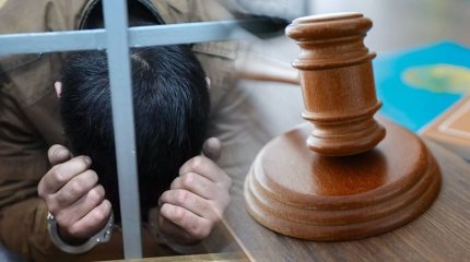 Ақмола облысында төсек тартып жатқан анасын тепкілеген азаматқа сот үкімі шықты