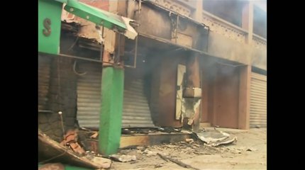 Из-за лесных пожаров  в Алжире погибли 34 человека