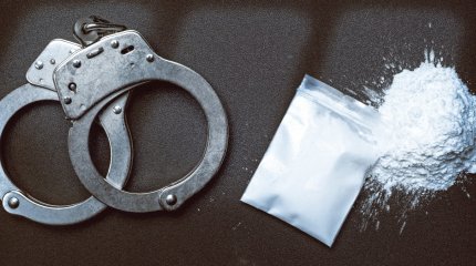 Шымкентте экс-медбике есірткі есірткі қойып жүрген жерінен ұсталды