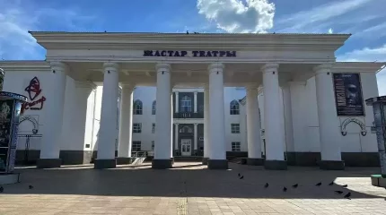 «Жастар» театры жыл басынан 100-ден астам қойылым ұсынған